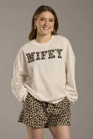 Picture of Leopard Wifey Sweatshirt