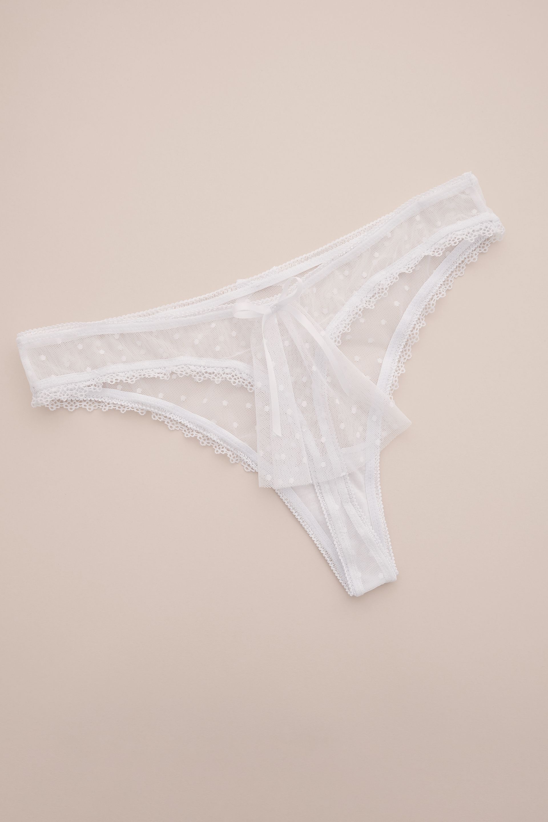Swiss Dot Veil Thong | David's Bridal