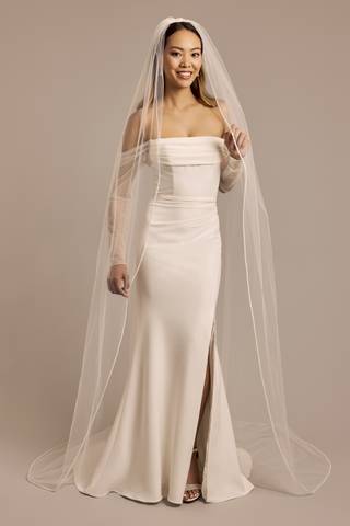 Picture of Cathedral Veil with Beaded Edge