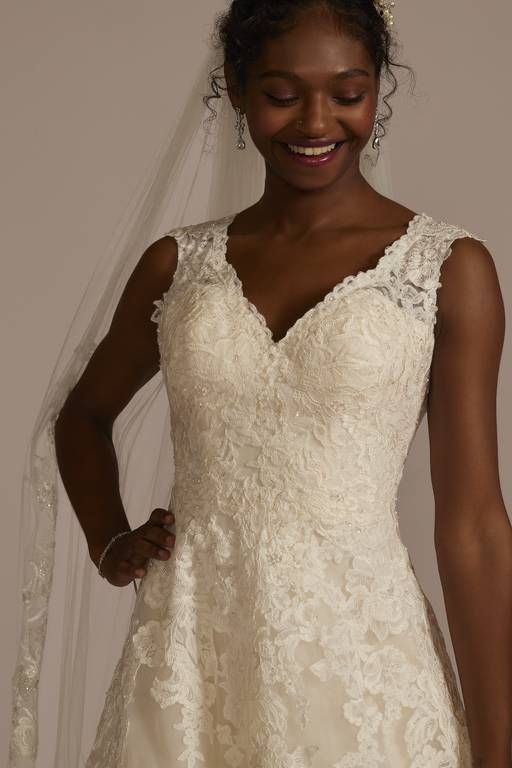 scalloped lace and tulle wedding dress Romantic Boho Wedding Dress with Scalloped Lace Top
