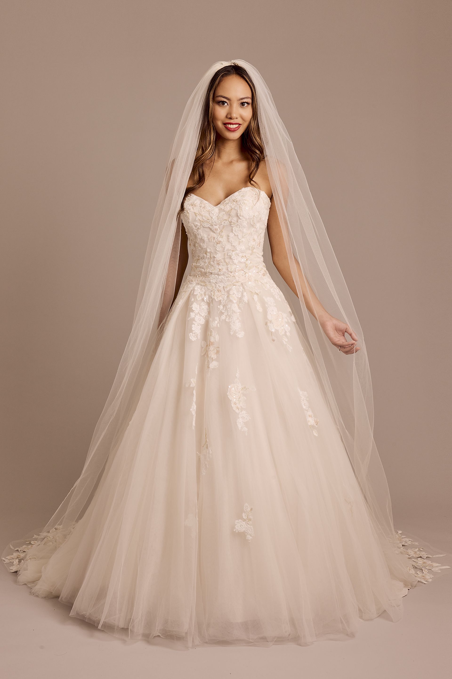 Picture of Floral Embroidered Cathedral Veil