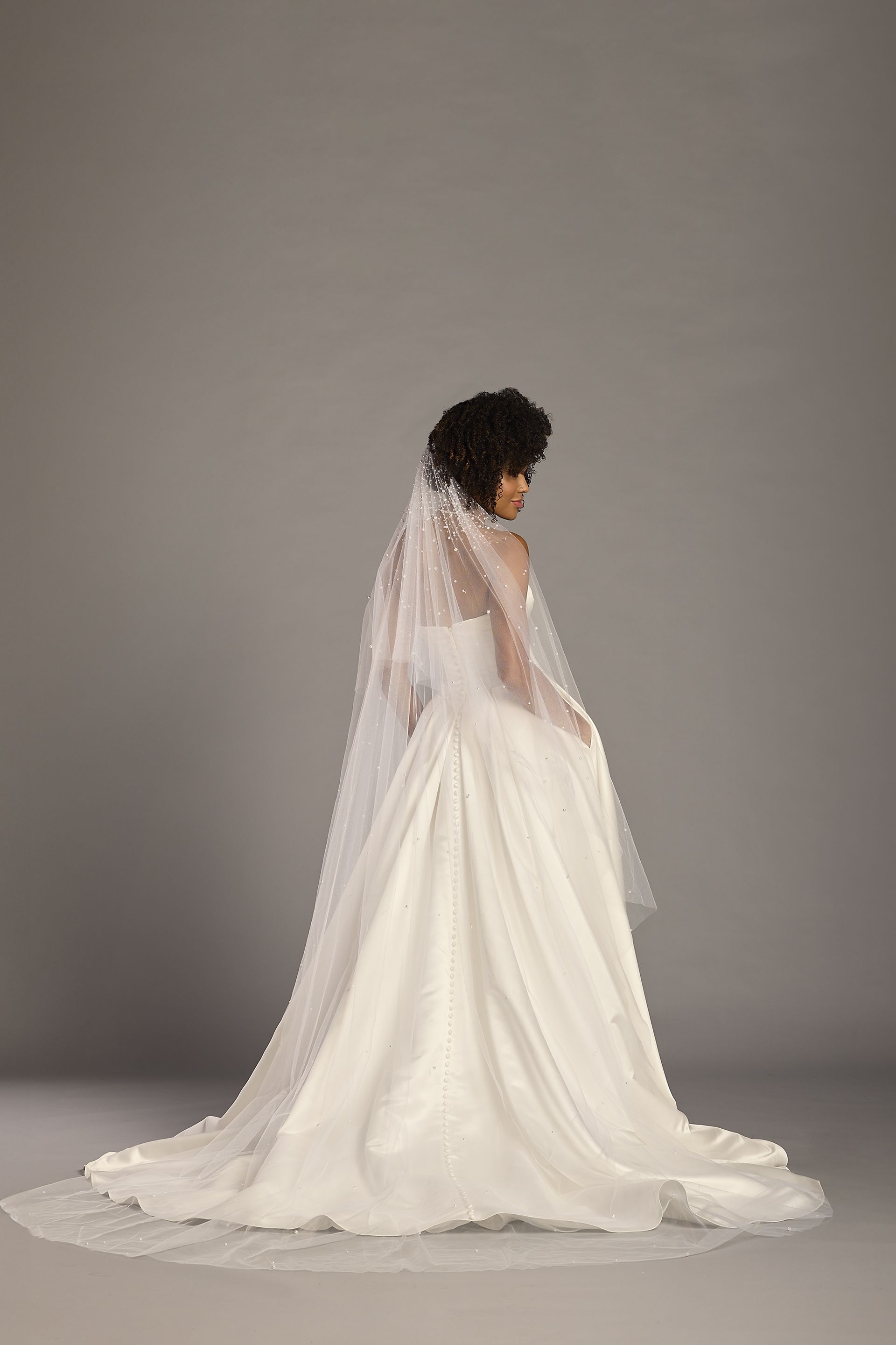 Pearl and Crystal Drip Cathedral Veil