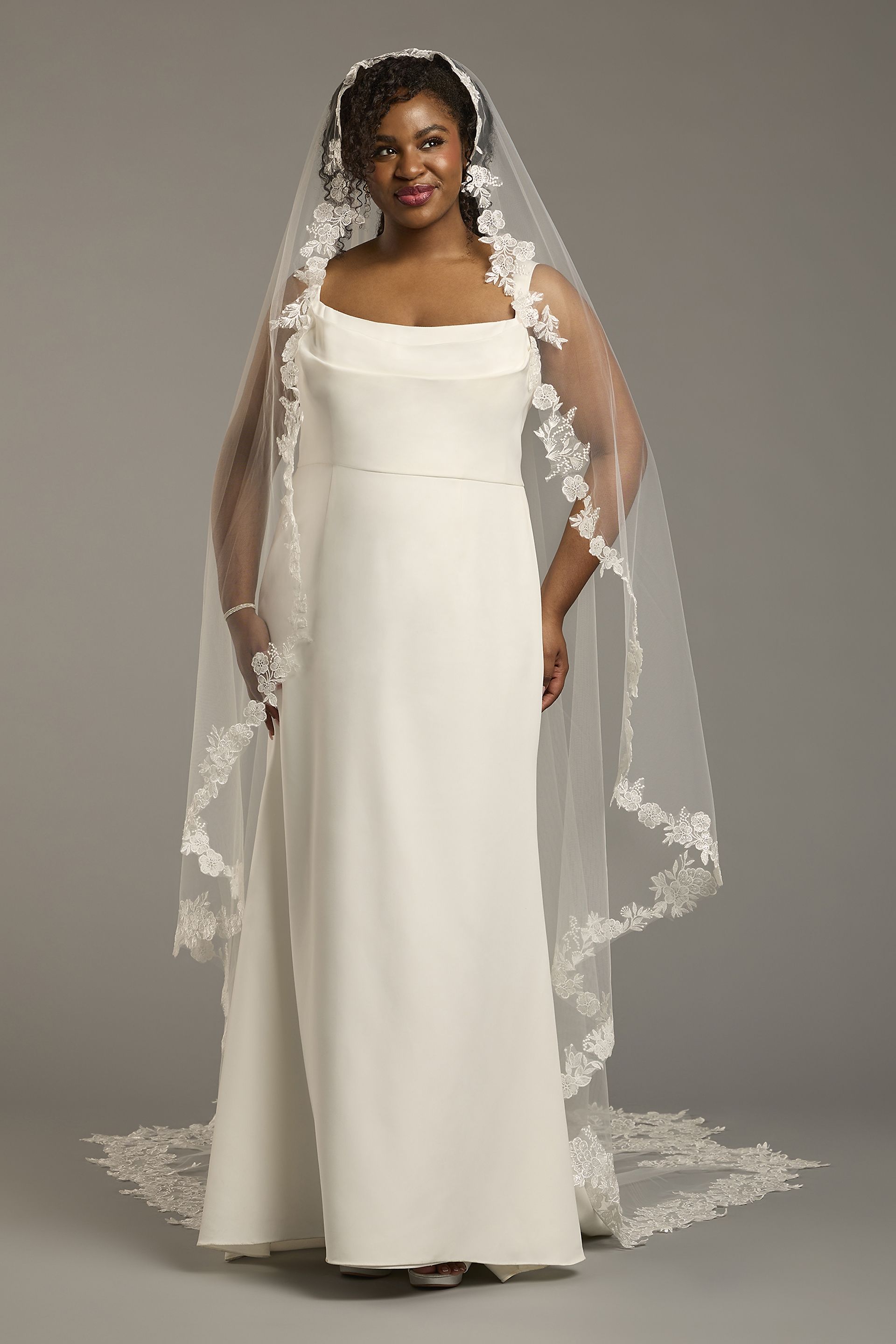 Scalloped Edge Mantilla Cathedral Veil | David's Bridal