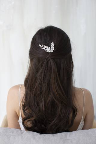 View Brides and Hairpins Raquel Pearl and Crystal Laurel Leaf Hair Comb in all available color and sizes Picture of Raquel Pearl and Crystal Laurel Leaf Hair Comb