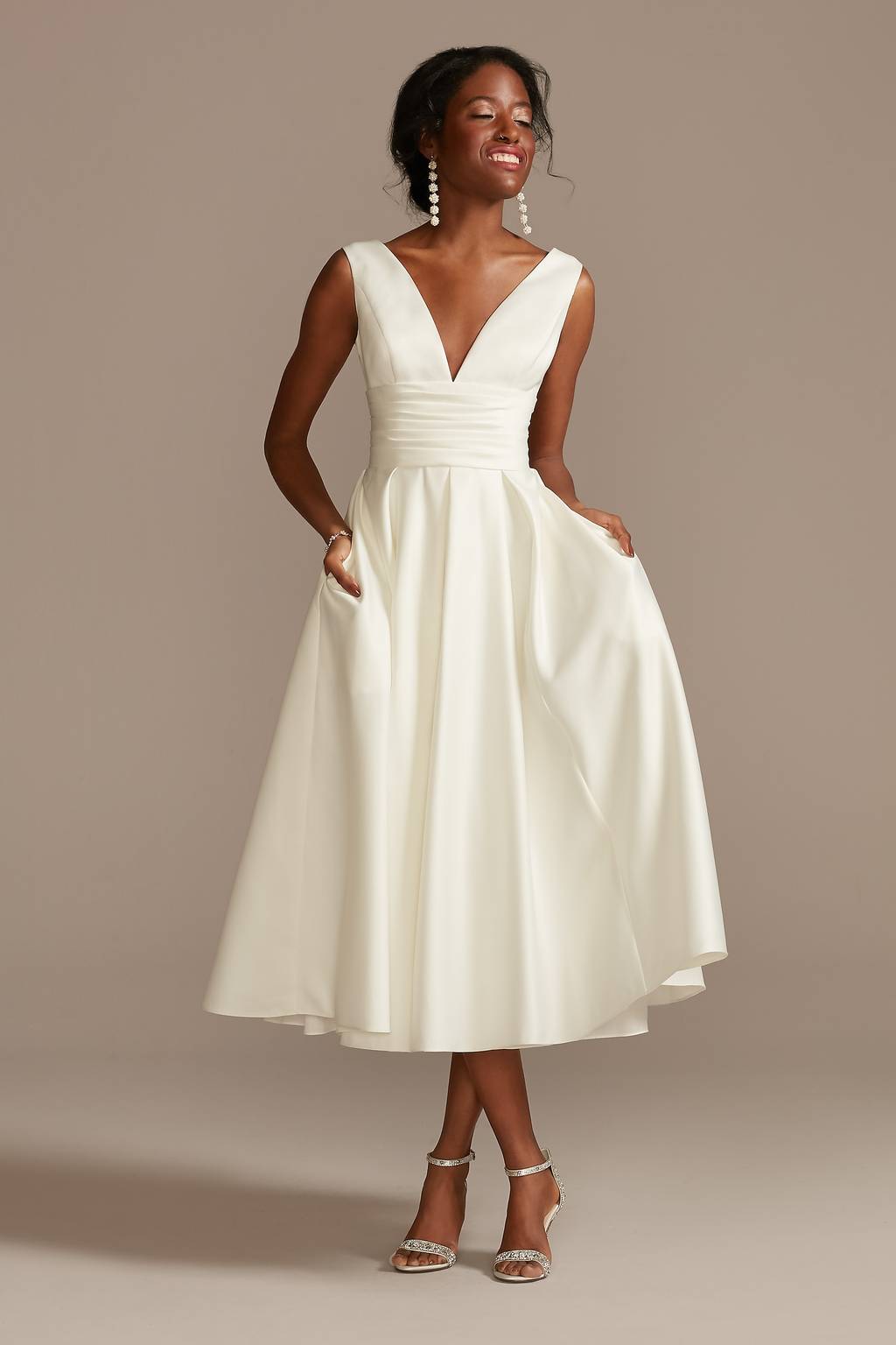 chiffon tea length straight neckline wedding dress June Bridals Tea-Length A-Line Bateau Neck Illusion Sleeve Bowed Tulle Summer Wedding Dress Destination Simple Casual Vintage Elegant