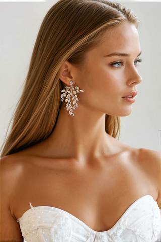 Picture of Raelyn Freshwater Pearl and Crystal Earrings