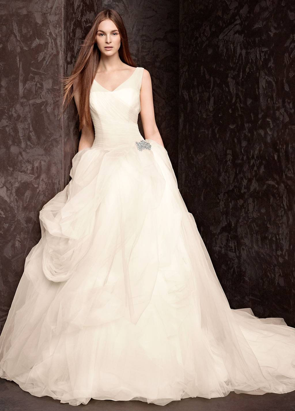 vera wang tulle wedding dress Used Vera Wang Diana Center back zip Used Vera Wang Vera