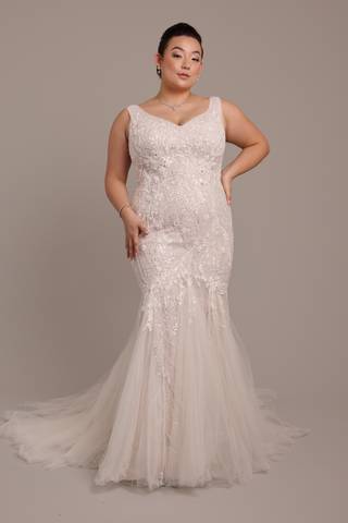Picture of Beaded Lace Applique Tulle Mermaid Wedding Dress