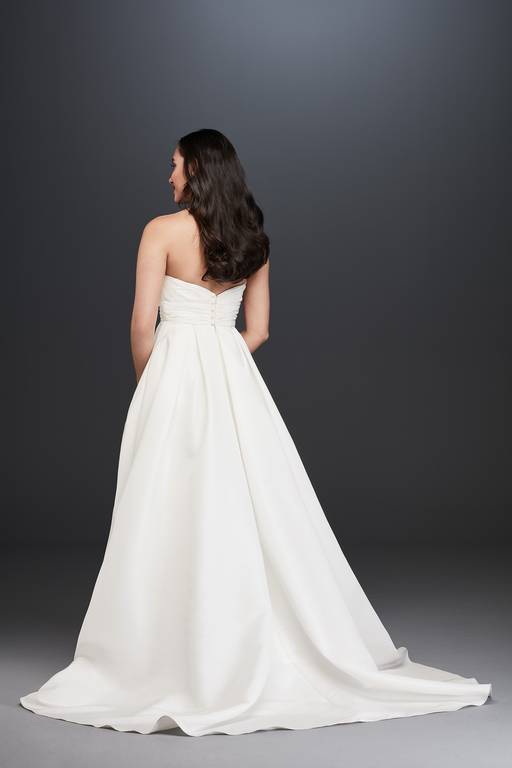 pleated strapless wedding dress with empire waist Zapaka Women Elegant White Wedding Dress With Slit A Line Strapless Pleated Sweep Train Bridal Dress ZAPAKA