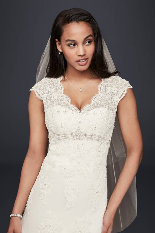 david's bridal lace cap sleeve dress Lace Cap Sleeve David's Bridal Regular Wedding Dresses for sale