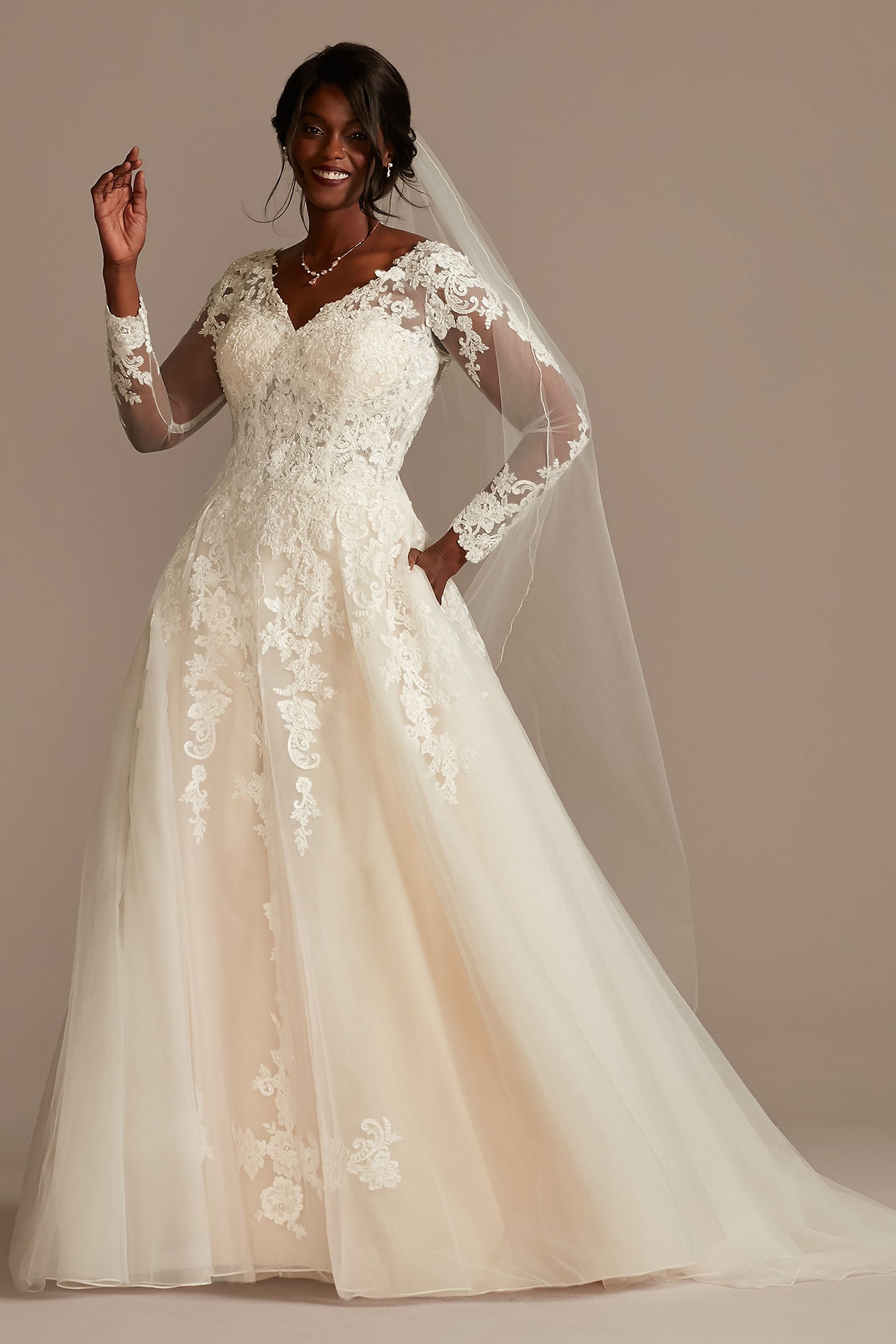 David's Bridal Collection Sheer Lace And Tulle Ball Gown Wedding Dress in Solid White Size: 18W David's Bridal