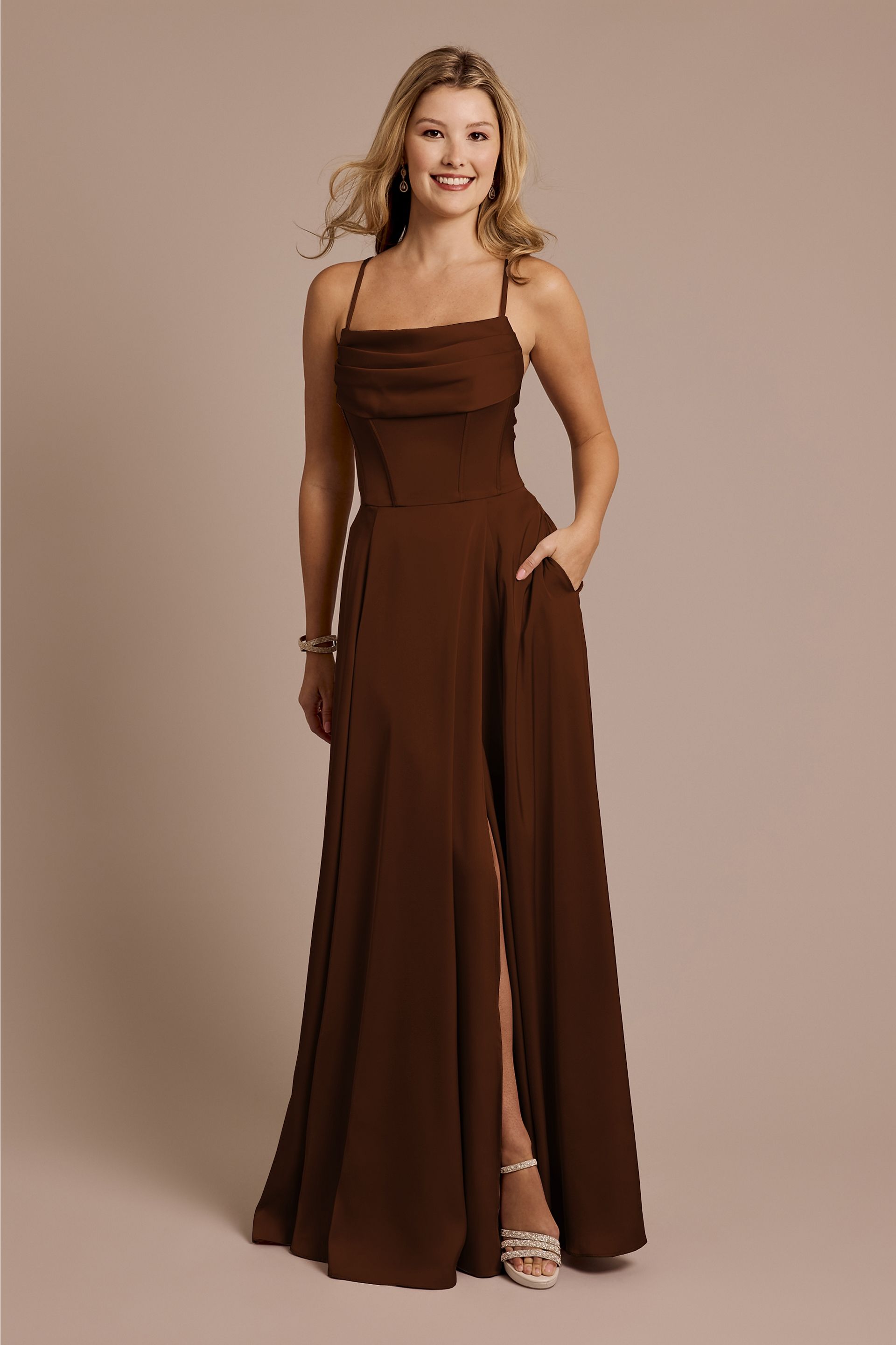 alice and olivia champagne dress & maternity gowns for special occasions How to Match Your Bendet herself possesses well Style:ES01692MG