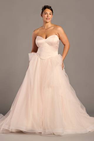 Picture of Tulle Sweetheart Strapless Ball Gown Wedding Dress