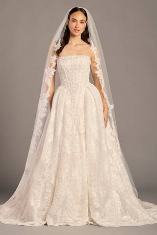 Picture of Floral Lace Applique Cathedral Wedding Veil