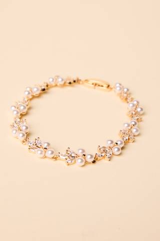 Picture of Leafy Cubic Zirconia Pearl Bracelet