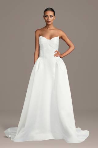 renaissance corset wedding dresses Medieval Renaissance Wedding Dresses Off The Shoulder Lace Applique Draped  Gowns