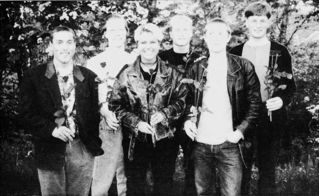 Elin å di stygge guttane hu spele me foto: Strandbuen