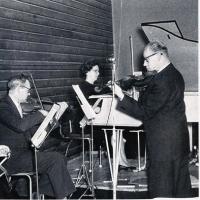 Kongekvartteten bildet hentet fra Sandnes orkesterforening : 100 år : 1895-1995 av Gripsrud, Johanne Skog