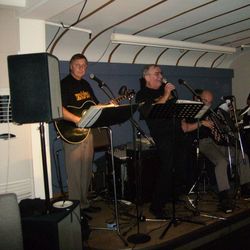 På Scenen på Viste Strandhotell.