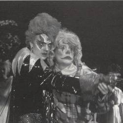 Kristoffer Joner og Stian Kristiansen i Den Store Fargeslukeren foto Rogaland Teater/Hans Petter Jacobsen