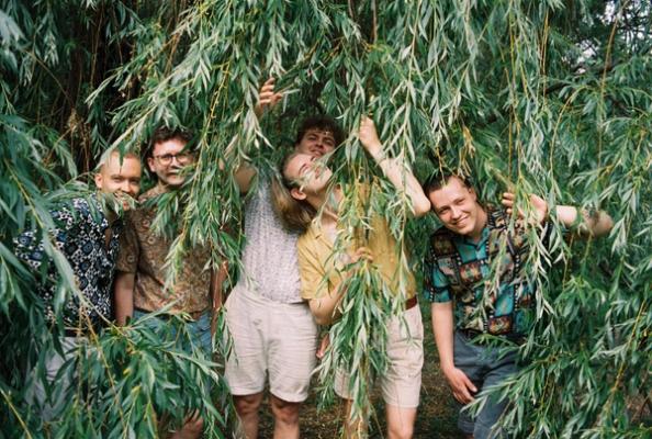 Wholesome foto hentet fra bandets Facebookside