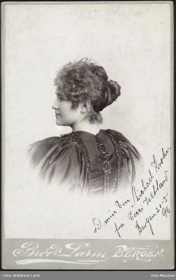 Cesie Hetland foto: Brødrene Larm/Oslo Museum