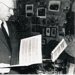 Franz Dørr i sine private musikalske omgivelser i Lagårdsveien 70