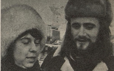 Hanne Eek og Gunnar Andersen i "Me'e fra Haugesund så stå 'kje der å måp" foto Per Selstrøm/NRK