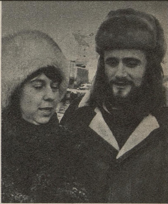 Hanne Eek og Gunnar Andersen i "Me'e fra Haugesund så stå 'kje der å måp" foto Per Selstrøm/NRK