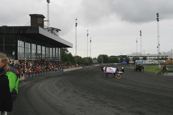 Forus foto Jarle Vines