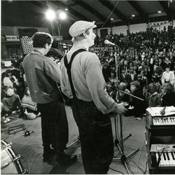 Nåttå og Gråden  Foto Rogalands Avis  Bildet er tatt under arrangementet "Båtmesse i Siddishallen" Lagt ut av Håkon Meling