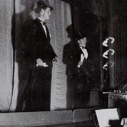 Alf Bergin og Eivind Hauge i "For Mye av det gode" foto hentet fra boka "Haugesund slik det var"