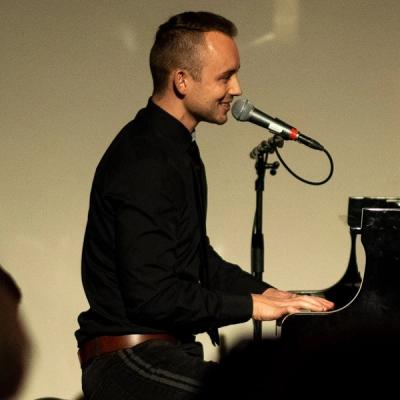 Duvald. Foto: ukjent/ hentet fra artistens facebookside