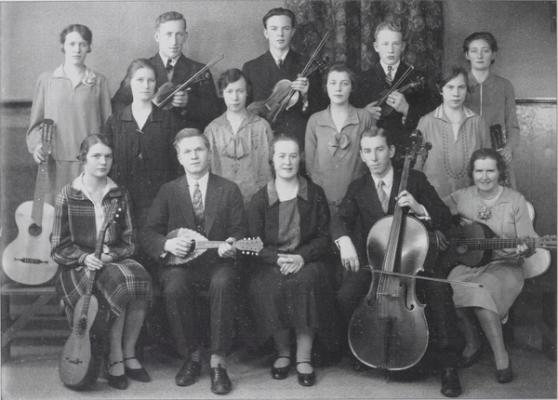 Indremisjonens musikkforening i 1929 foto tilhører Karmsund Folkemuesum