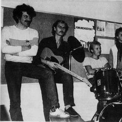 Kjell Arne Tørressen med rockebandet Something New foto Levanger avisa