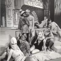 August Mauritzens "Til sengs med et smil" foto tilhører Rogaland Teater