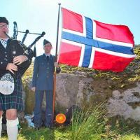 Ole Iversen  Avdukning av minnetavle etter flystyrt.Hålandsdalen 2015