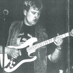 Gitarist Leif Hviding i Mantel Piece