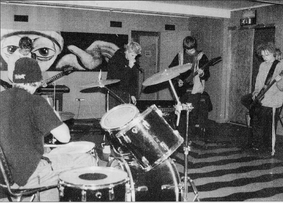 Leashes foto Strandbuen