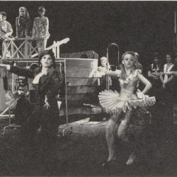 Ensemblet i Markus Trost og Drømmen om den grønne øya foto Kjetil Alsvik/Rogaland Teater