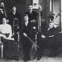 Musikkappelet Lyra Bildet hentet fra Sang og musikkliv i Haugesund- Dybdahl-Henriksen, H.