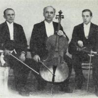 Rojahns kvartett bildet hentet fra Sang og musikkliv i Haugesund 1867-1945. 2