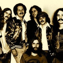 Silver backstage at the Santa Monica Civic Auditorium . Brent Mydland, Greg Collier, Tom Leadon, Harry Stinson, John Batdorf