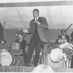 Johnny Band med vokalist Mangnor Eik foto Vindafjord Kommune