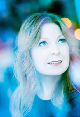 Benedikte Kyvik Press photo. Ashely Studio, Stavanger.