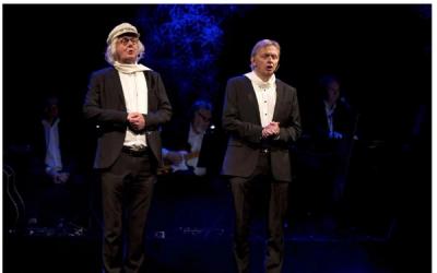 Per Inge Torkelsen og Dag Schreiner fremfører Gottene fra Egenes foto Carina Johansen/Stavanger Aftenblad