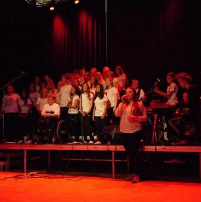 Good News foto: ukjen/hentet fra korets Facebook-side