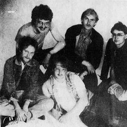 Kjell Arne Tørressen med rockebandet Something New foto Jærbladet