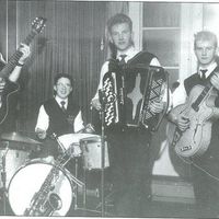 Red River Band. Fra venstre: Lars Knutsen, Leif Berland, Magne Heigre, Bjørn Wilson og Steinar Eikeskog på Hotel Alstor 1961.