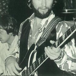 Ola Selvær - bass, vokal